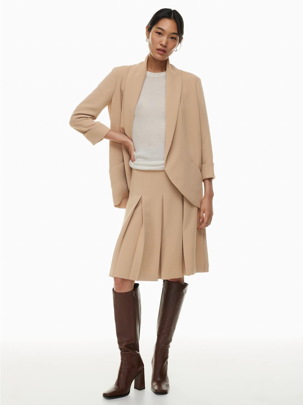 [EUC] $248 ARITZIA Wilfred Beige Aritzia Chevalier Blazer. Size 6